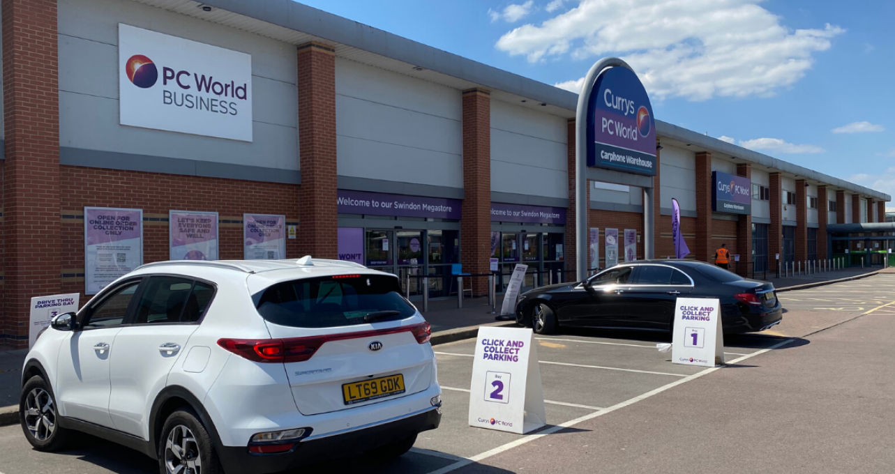 Click and Collect station at a storefront