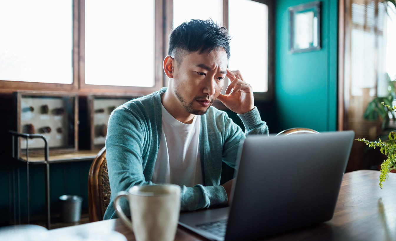 frustrated-man-laptop-thumbnail